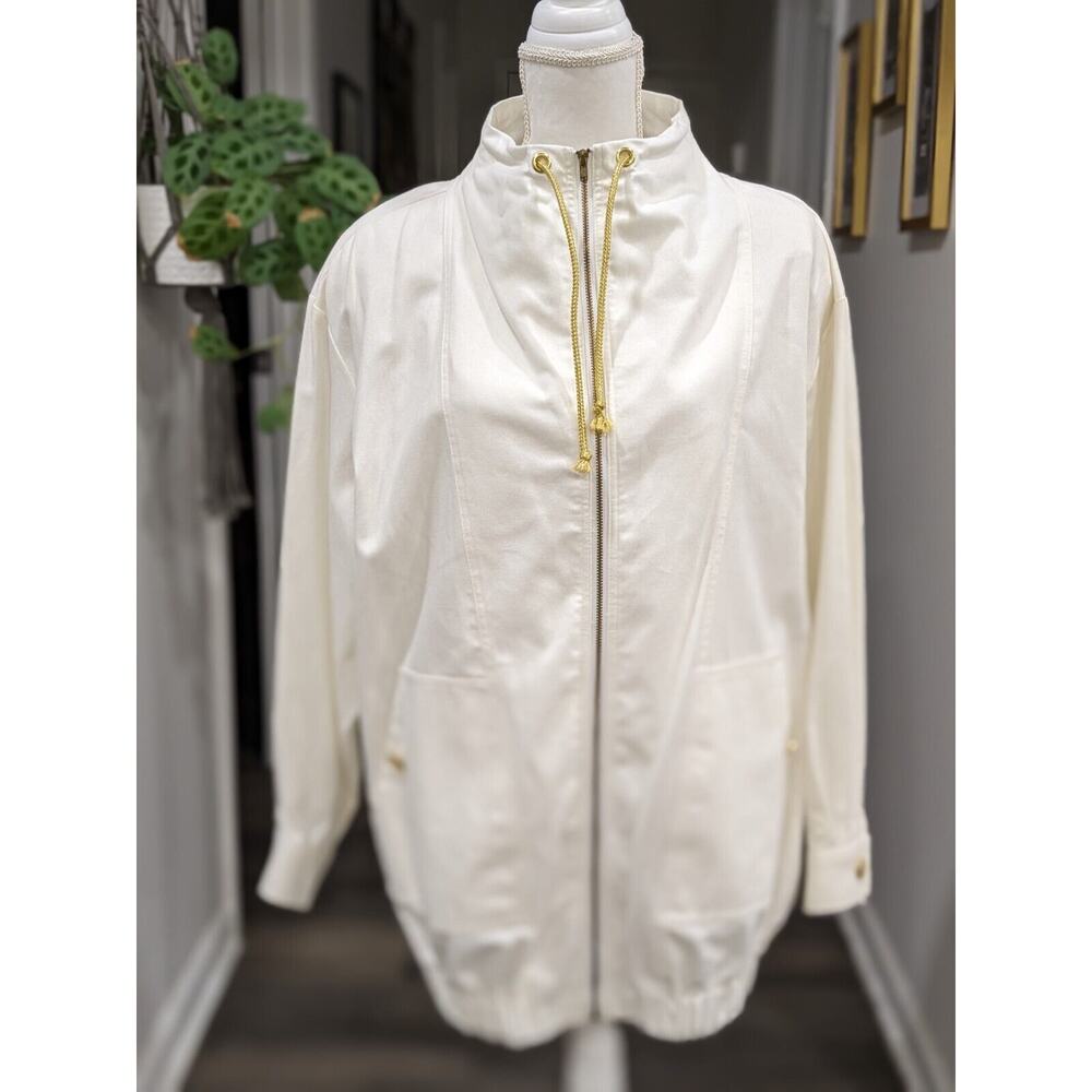 Vintage N.R.1 White Cotton Bomber Zip Jacket Size 16 Gold Accents Pleated Cuffs